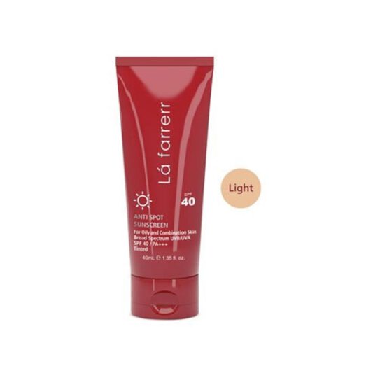 کرم ضدآفتاب و ضدلک رنگی لافارر مخصوص پوست‌های چرب و مستعد آکنه رنگ روشن با SPF 40+